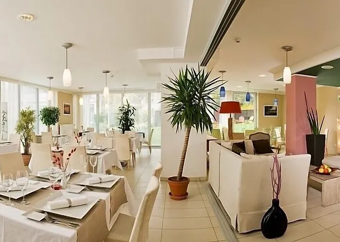Hotell Michael 4*