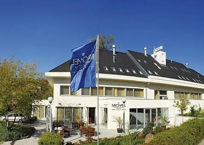 Hotell Michael 4*