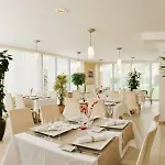 Michael Otel Prag